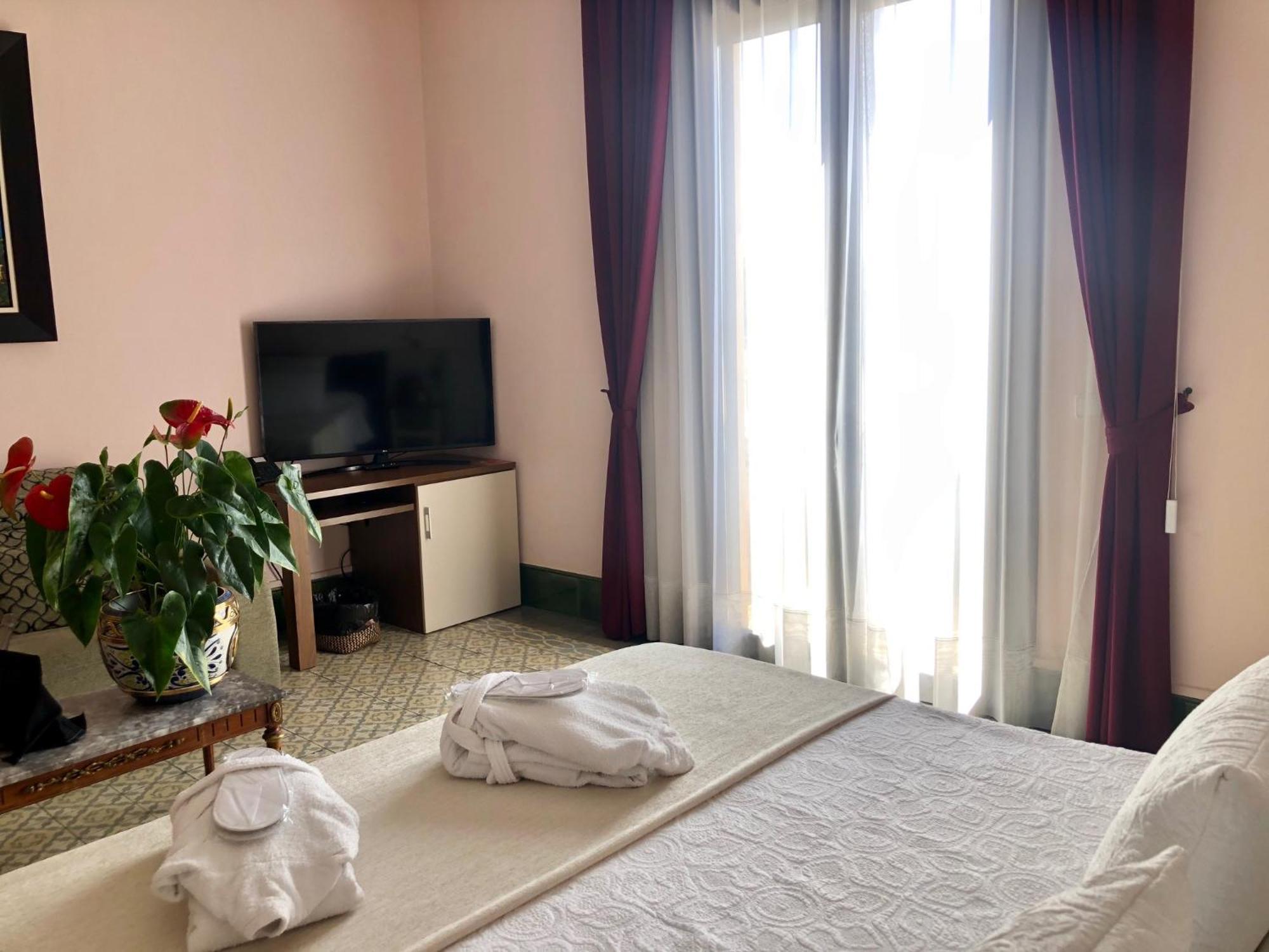 Hotel Llar De Capitans Masnou Phòng bức ảnh