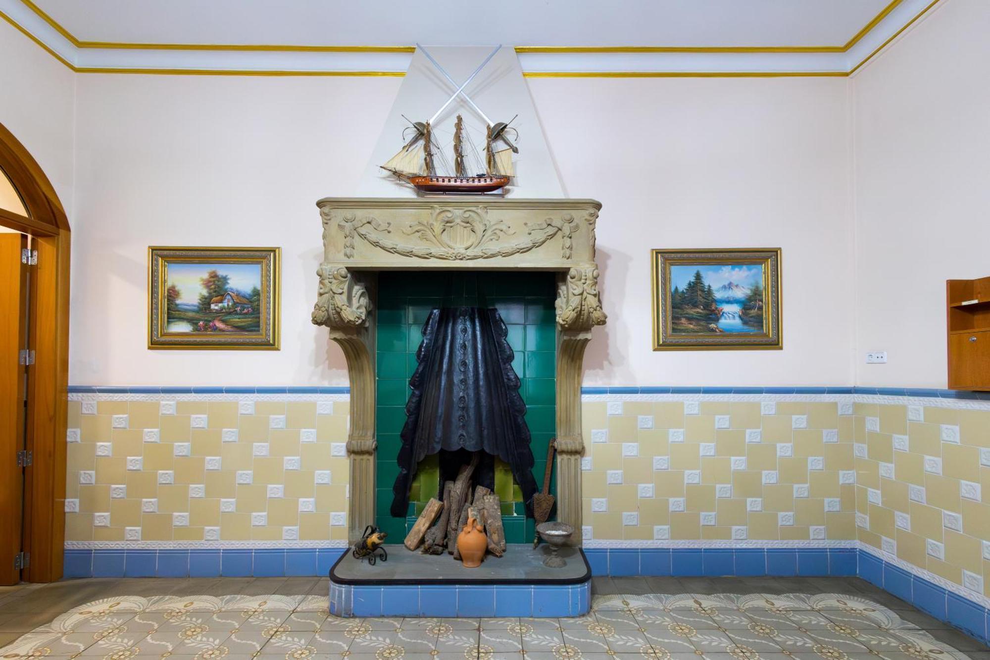 Hotel Llar De Capitans Masnou Ngoại thất bức ảnh