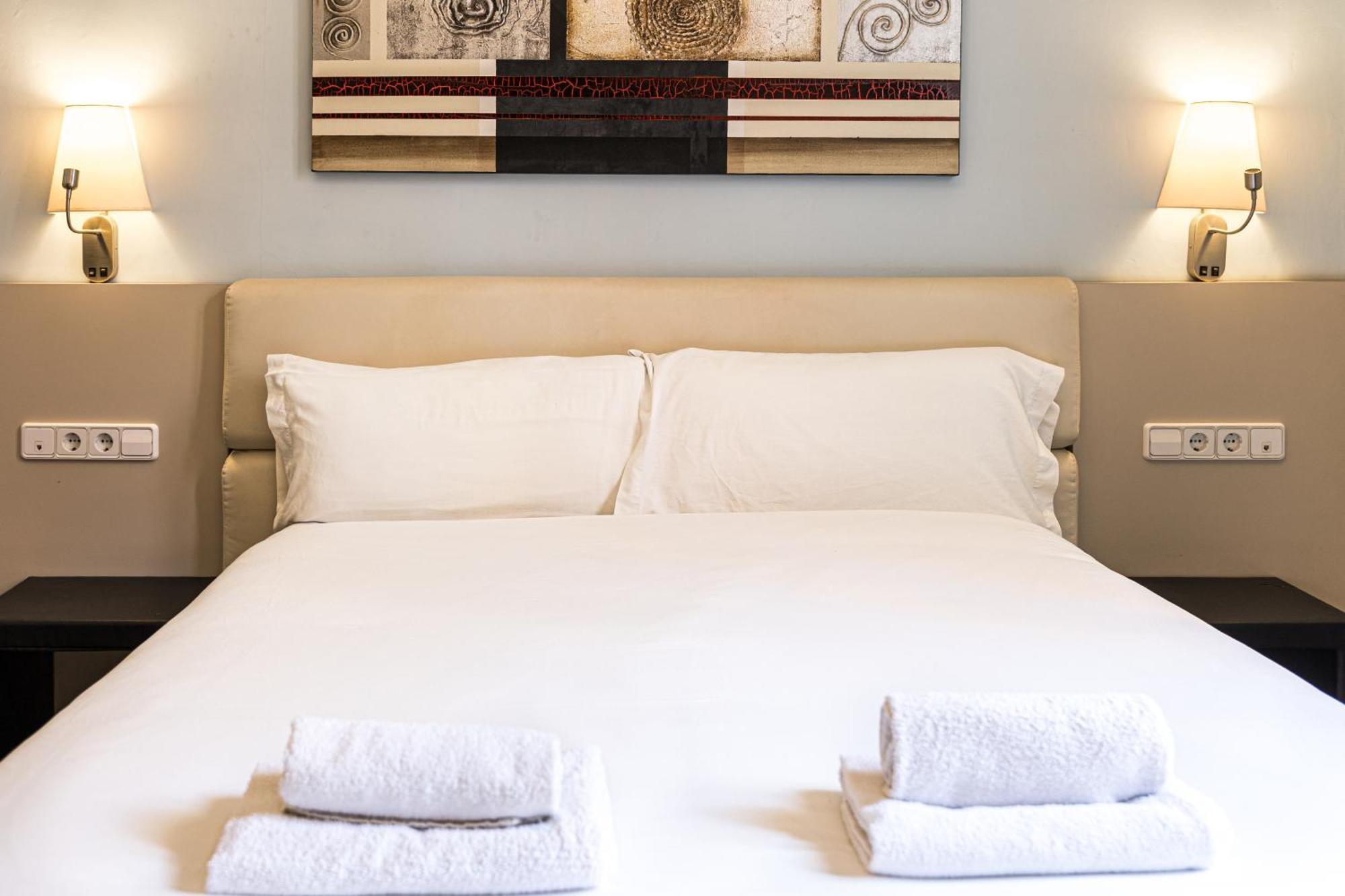 Hotel Llar De Capitans Masnou Ngoại thất bức ảnh